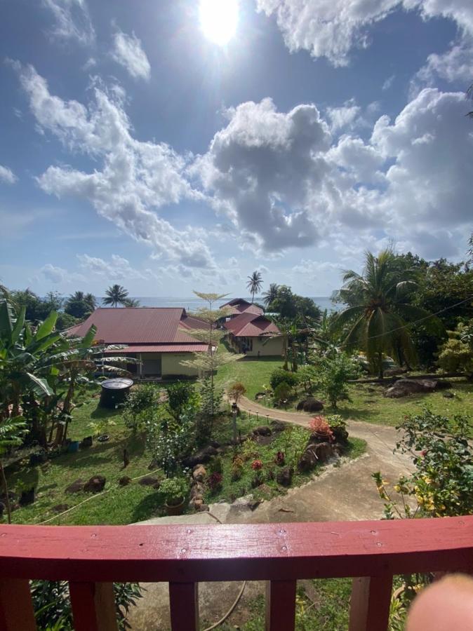 Restu Chalet Tioman Kampong Ayer Batang Exterior foto